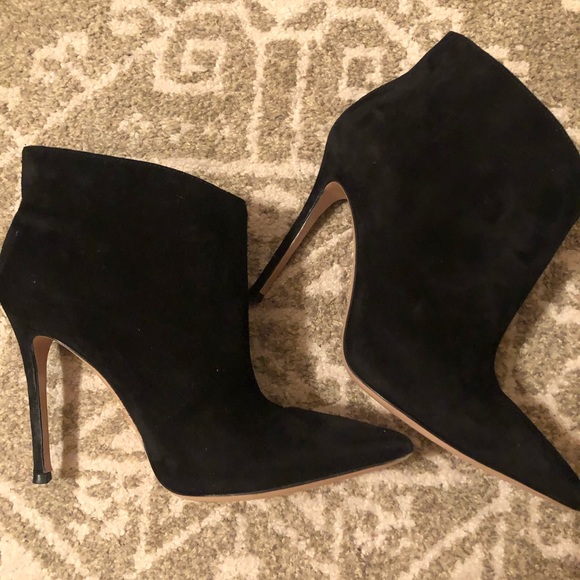 Gianvito Rossi Shoes - Gianvito Rossi Black Suede Booties